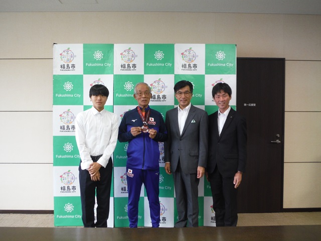 世界大会銅メダルの選手のインタビュー同席